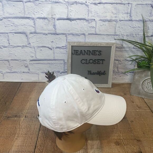 Champion white strap back hat - Picture 5 of 6